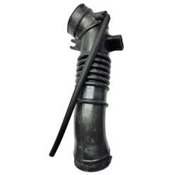 Mazda Hortum Filtre Hava 323 98-04 FP47-13-220A